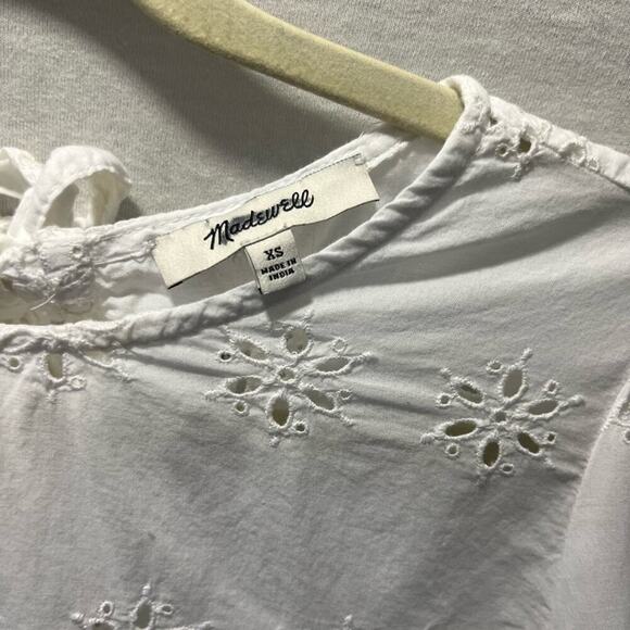 Madewell White Eyelet Keyhole Peplum Top - Picture 4 of 8